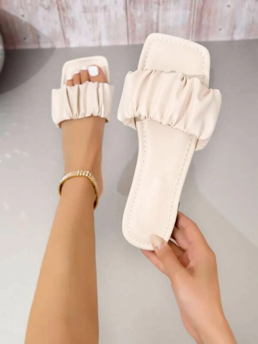 white sandals size uk 2 eu 35