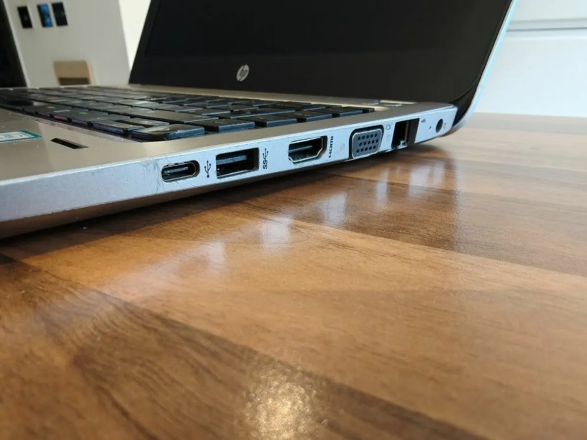 HP Probook 430 G4 | i5 | 8GB | 256GB | 13.3" FHD | - Image 4