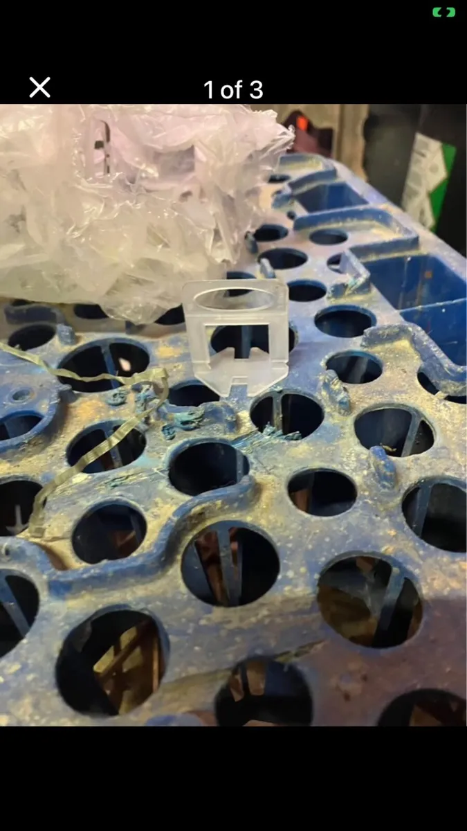 3mm tiling clips - Image 1