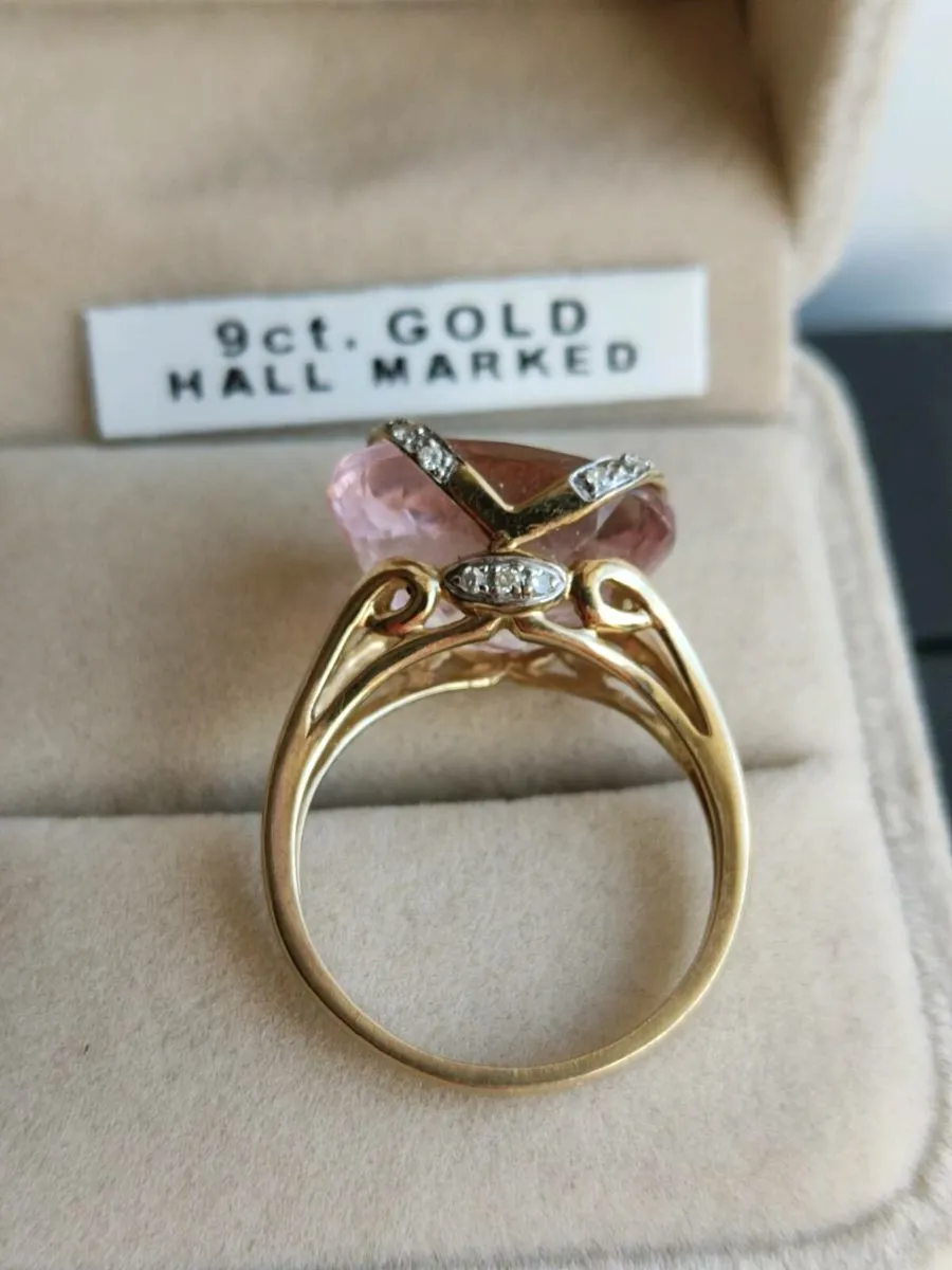 Vintage 9ct yellow Gold Rose Quartz & Diamond Ring - Image 2