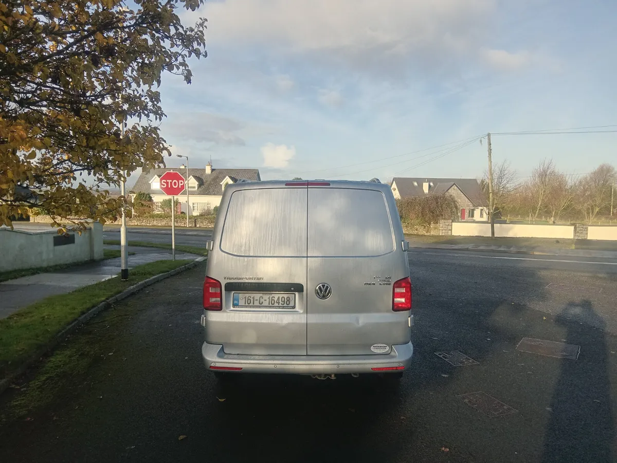 Volkswagen Transporter 2016 - Image 3