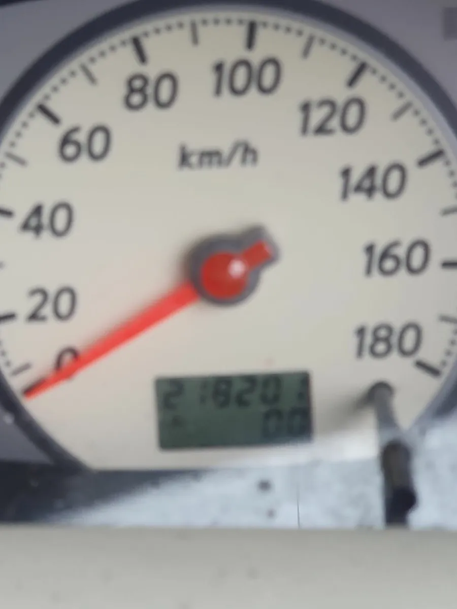 Nissan march automatic nct 9/26 - Image 3