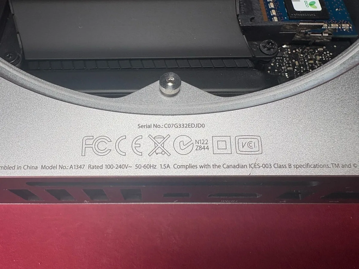 Mac Mini 2011 - Image 4