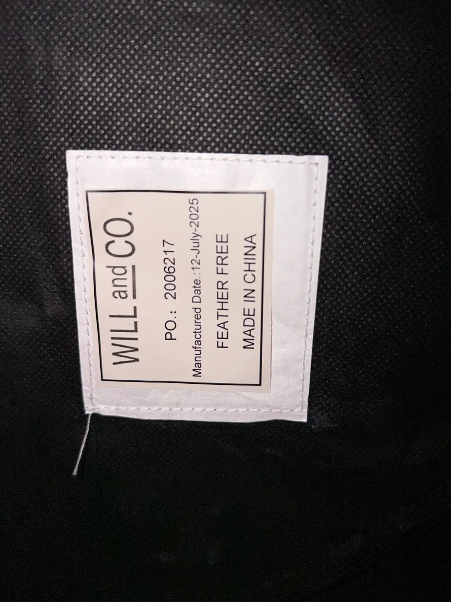 Courtney Sofa Diamond Furniture - Image 3