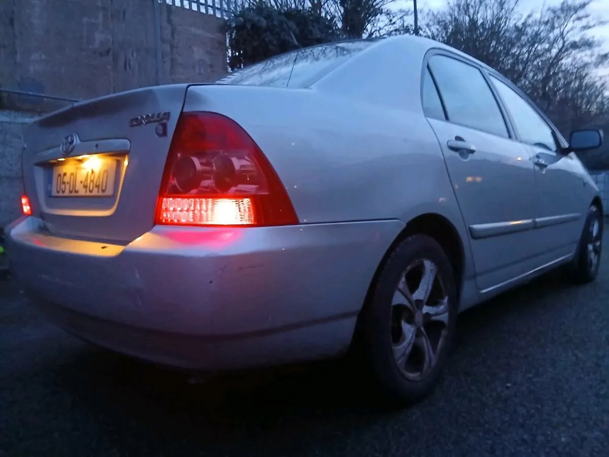 Toyota Corolla - Image 4