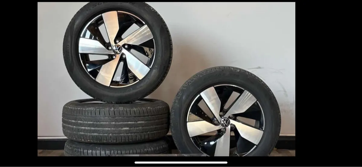 Volkswagen Tiguan Orignal Wheels - Image 2