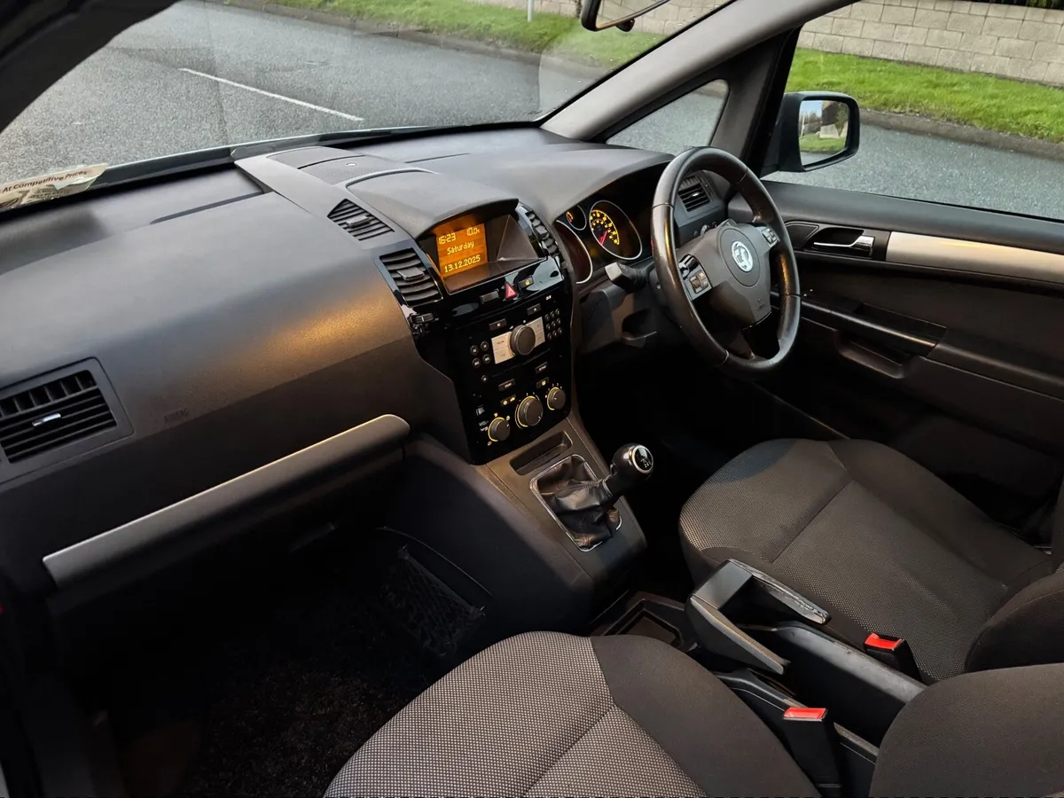 Vauxhall Zafira Diesel 7Seat NCT 02/026 Tax 02/26 - Image 4