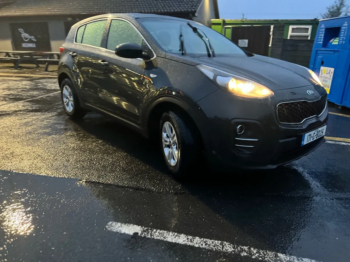 Kia Sportage 2017 - Low Miles - Image 2