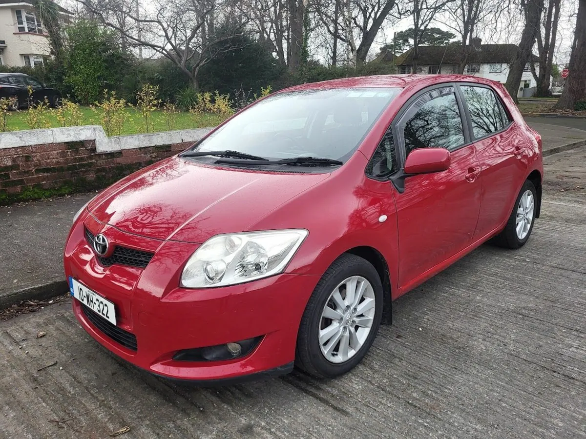 Toyota Auris: only 115,000m | New NCT Jan 2027 - Image 2