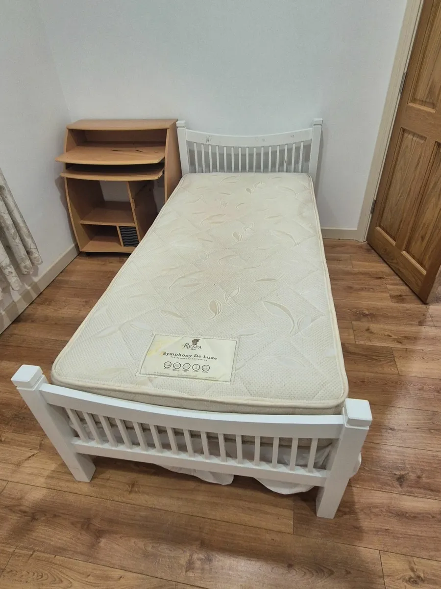 Single bed frame + mattress - Image 1