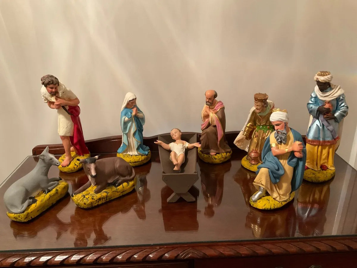 Antique Religious Nativity Crib - Image 1