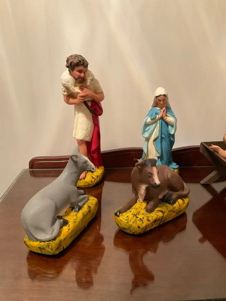 Antique Religious Nativity Crib - Image 3