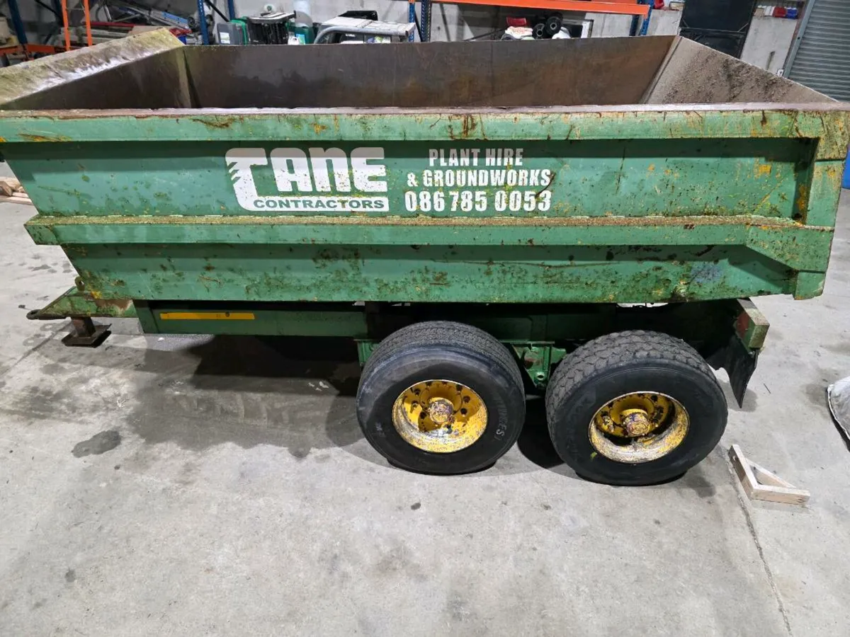 Dump trailer - Image 1