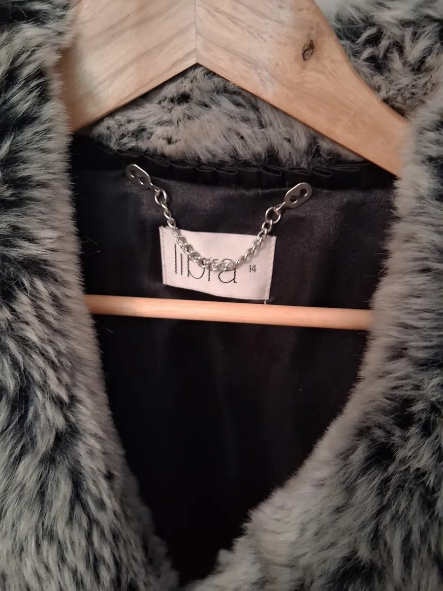 Faux fur LIBRA jacket - Image 2