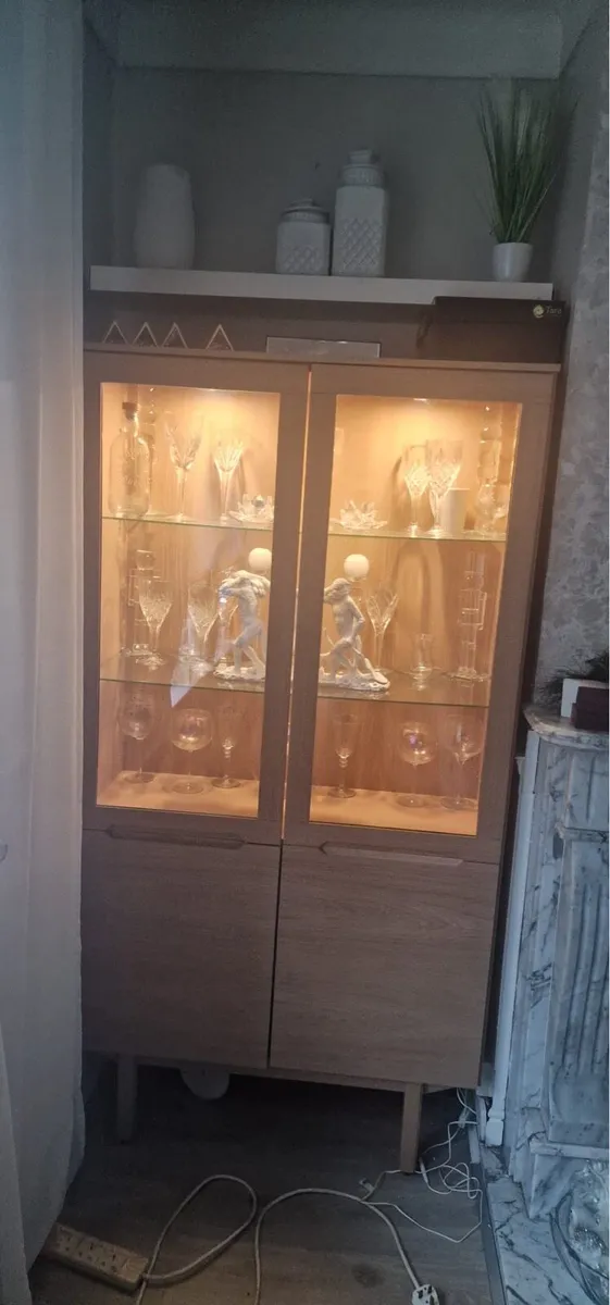 Display Cabinet - Image 3