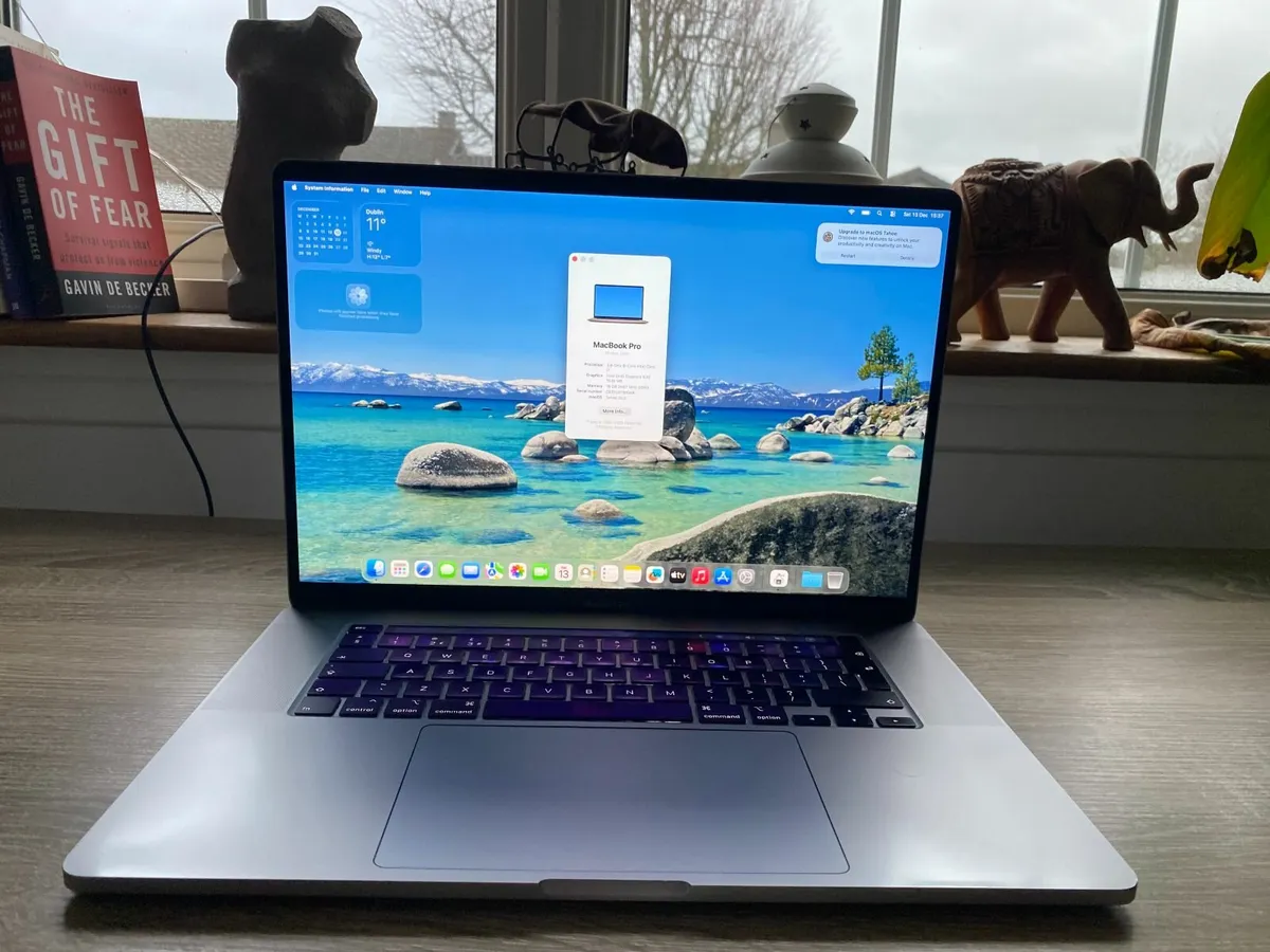 MacBook Pro 16-inch (2019) i7 | 16GB | 512GB - Image 1