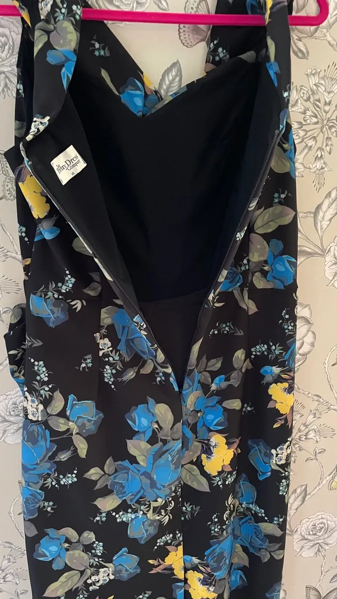 Women’s dress 16 - Image 4