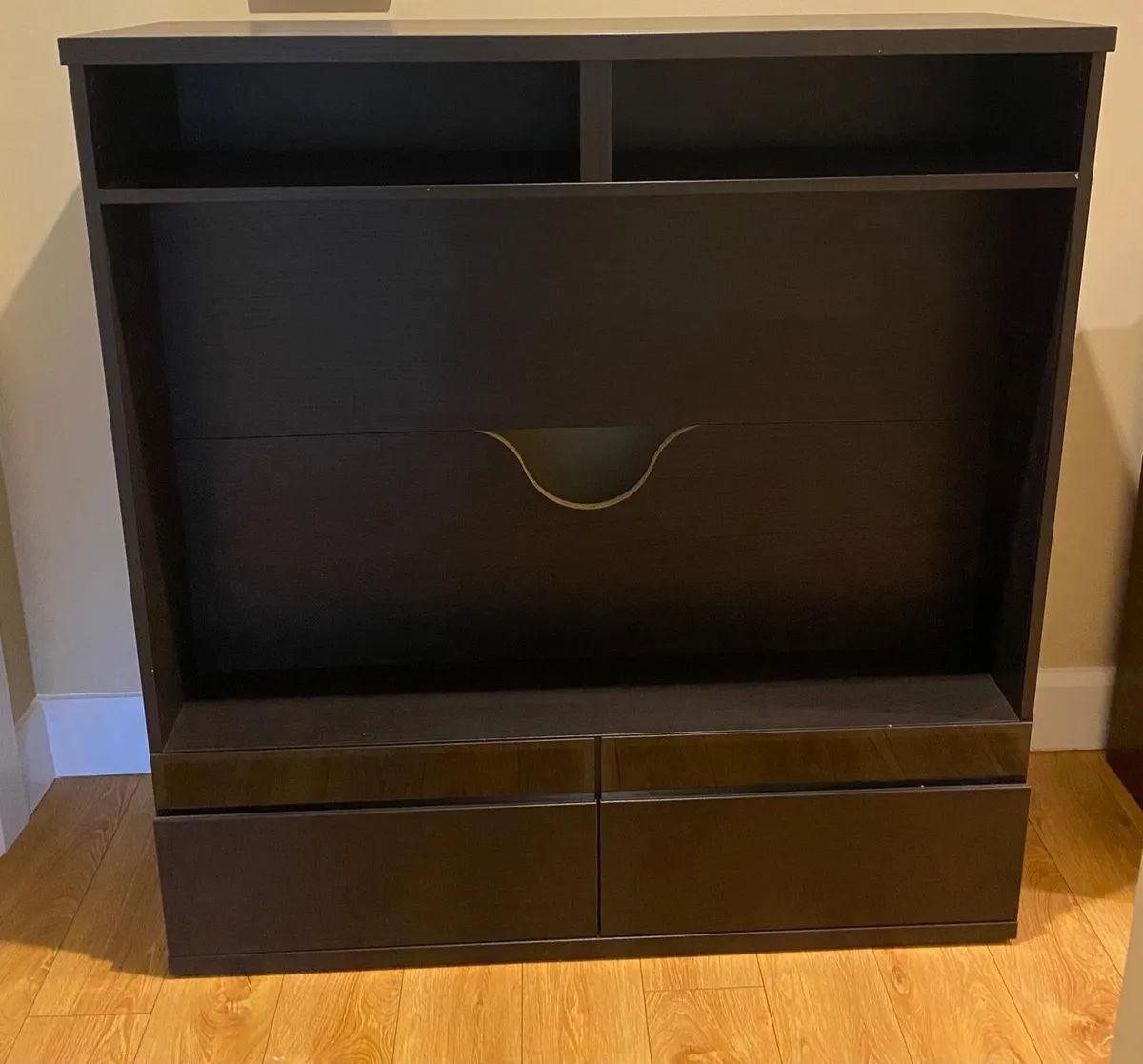 TV media unit - Image 1