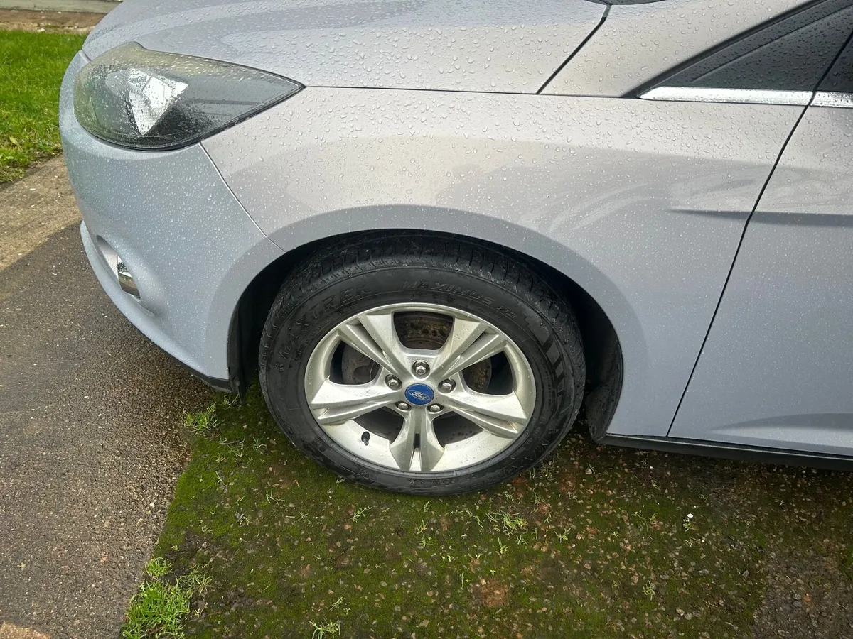 Ford Focus 2012 - Image 4