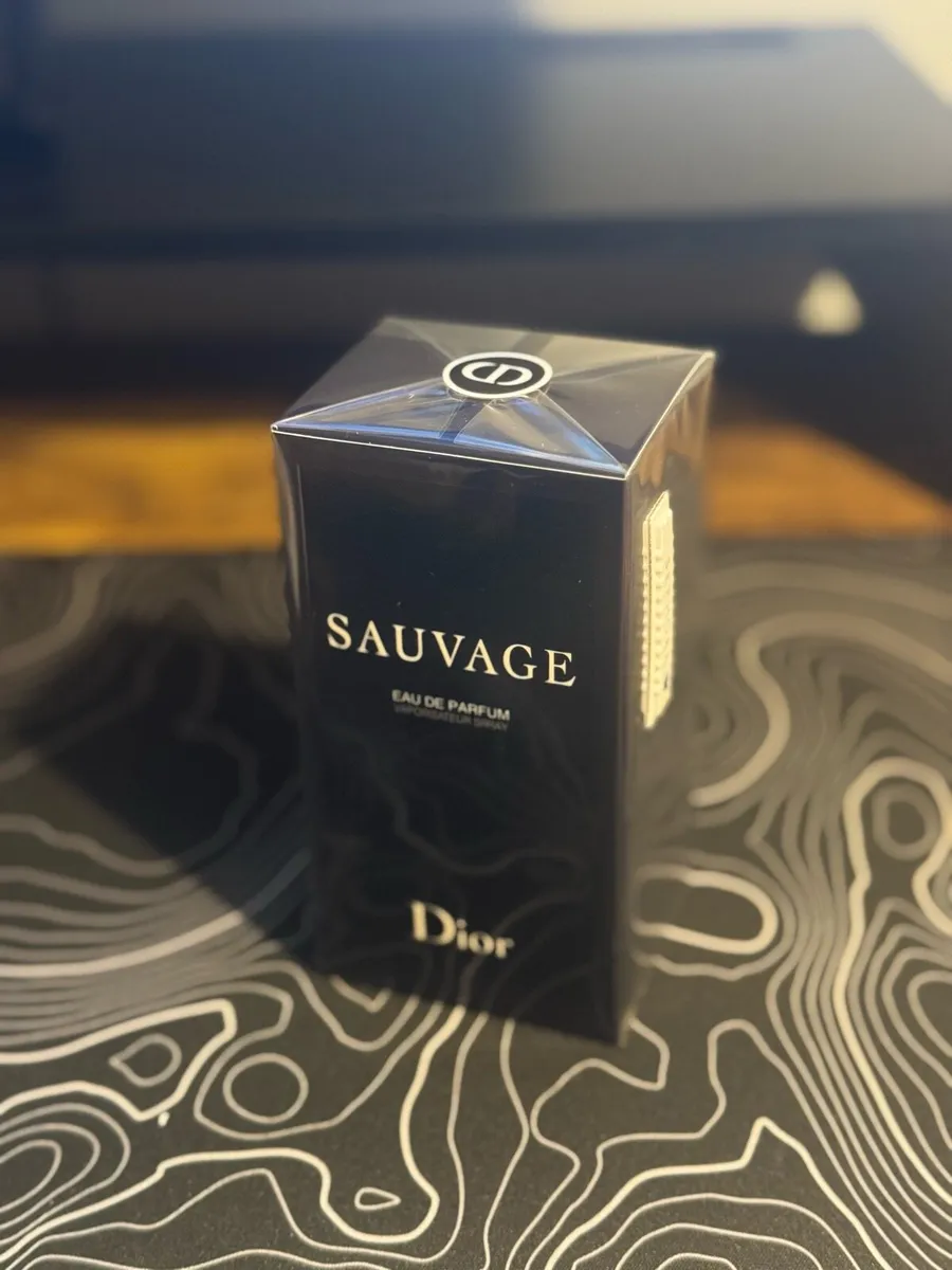 Dior Sauvage Eau De Parfum - Image 2