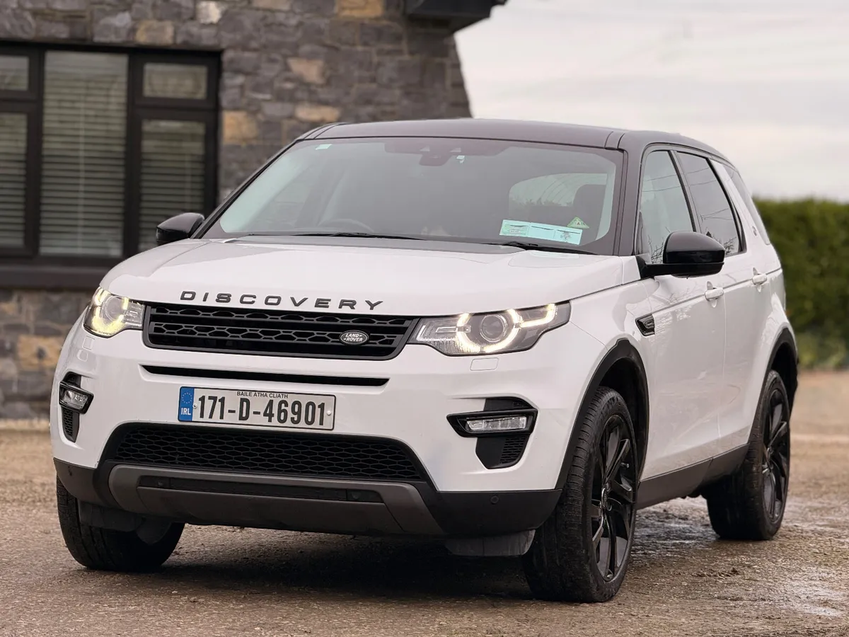 Land Rover Discovery Sport 2017 HSE AUTO LOW KM - Image 2