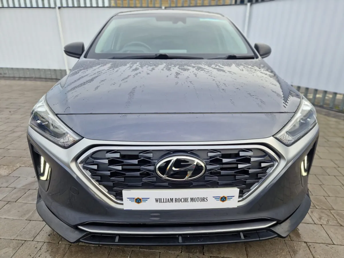 Hyundai IONIQ 1.6 SE CONNECT HEV 5DR A - Image 2