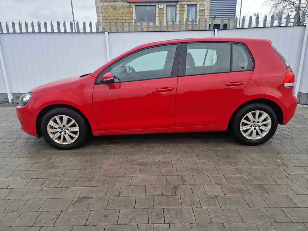 Volkswagen Golf 1 2 TSI AUTO - Image 4