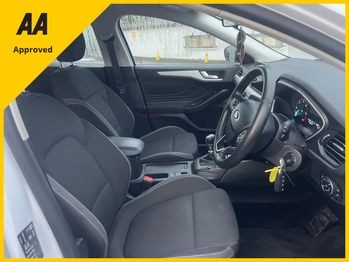 Ford Focus ZETEC TDCI FREE DELIVERY - Image 3