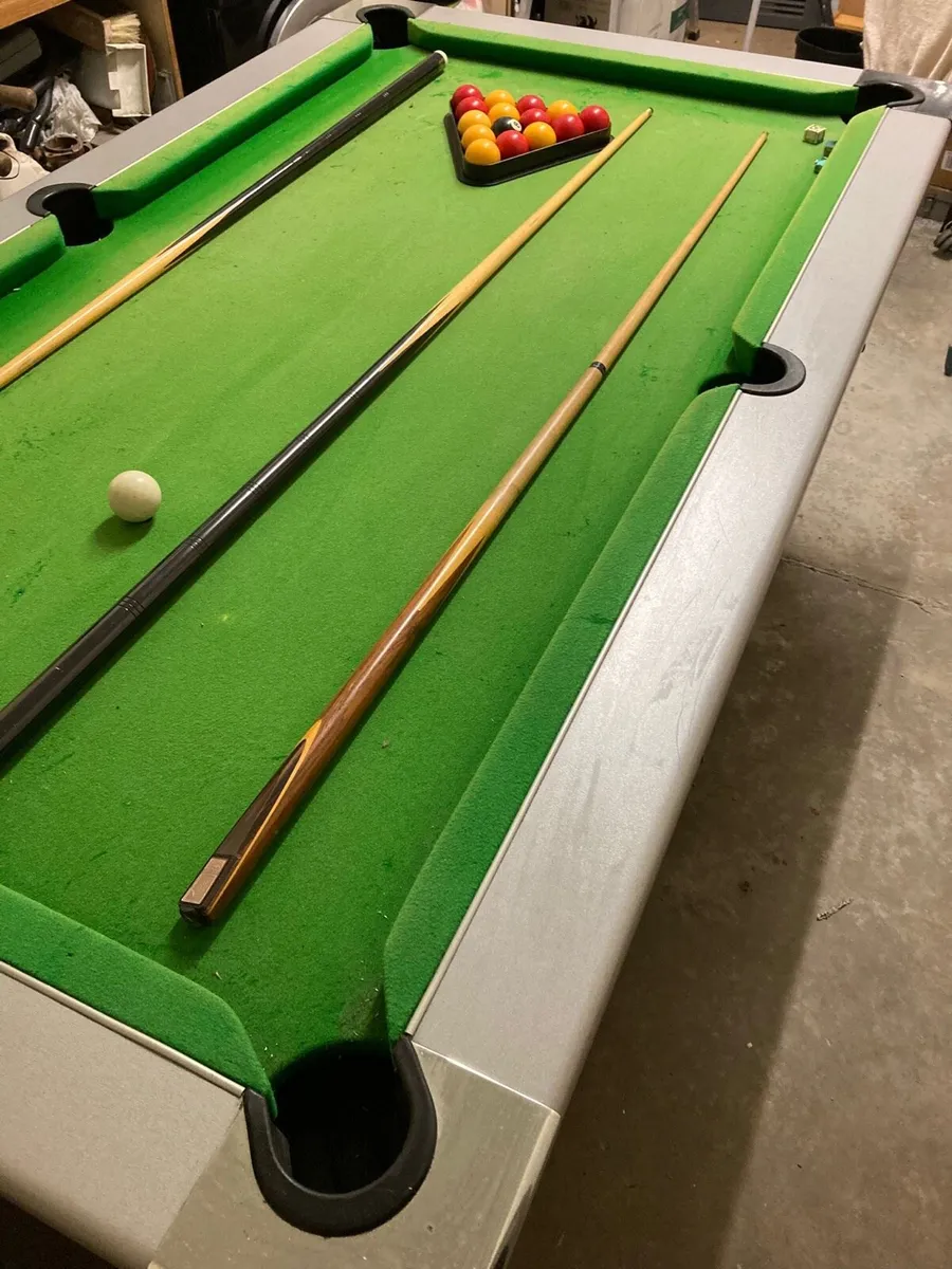Pool table - Image 2