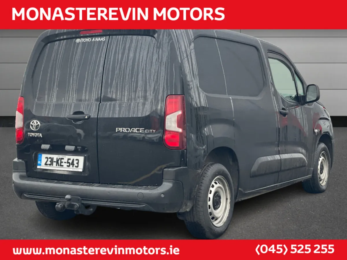 Toyota Proace CITY 1.5 GX SWB 650KG 3 3DR - Image 4