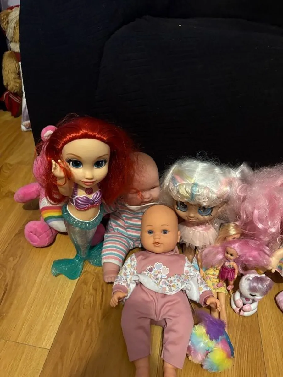 dolls - Image 2