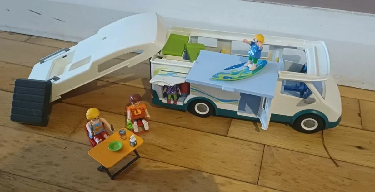 Playmobil Camper - Image 4