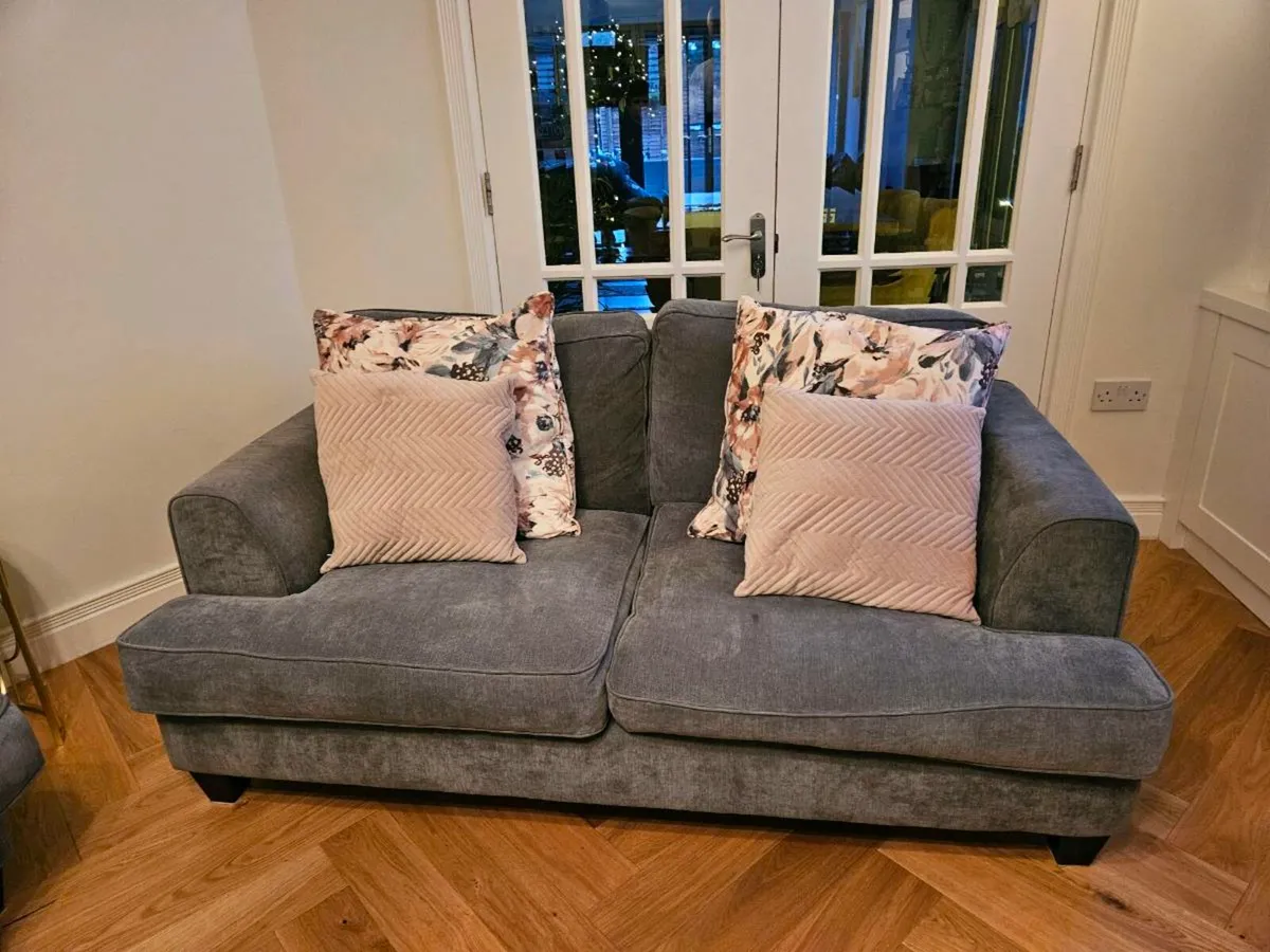 3 & 2 seater couch - Image 2