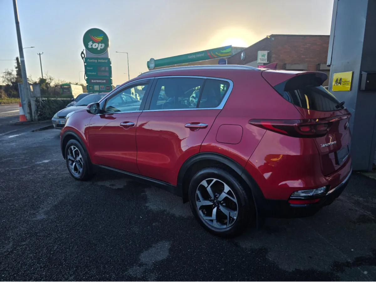 Kia Sportage FULL LEATHER HIGH SPEC LOW KMS - Image 2