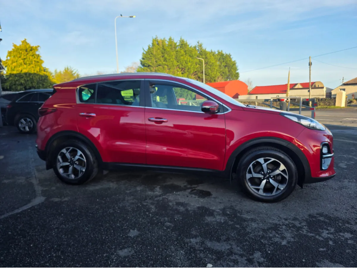 Kia Sportage FULL LEATHER HIGH SPEC LOW KMS - Image 4