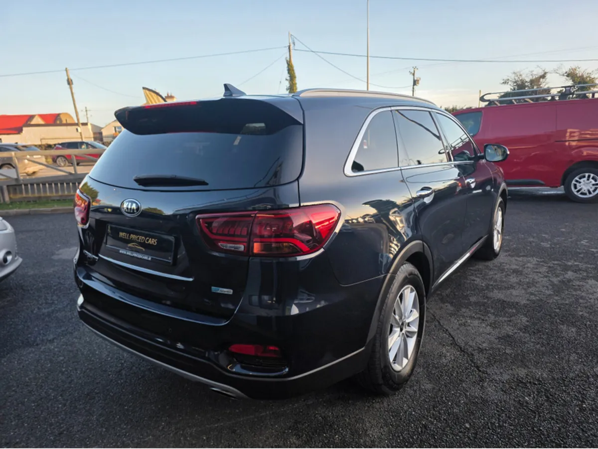 Kia Sorento K2 5DR PLATINUM - Image 3