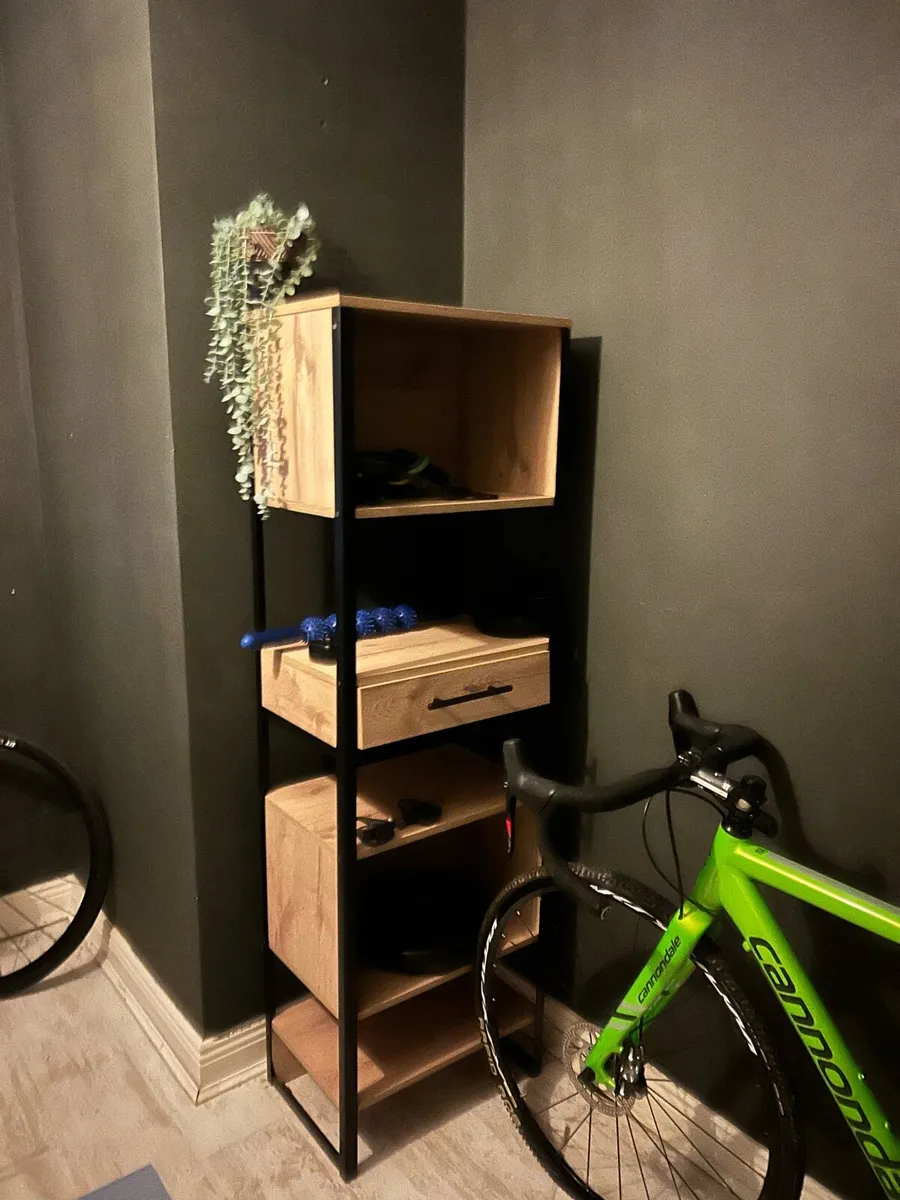 Selection of Shelves / Shelf Units - Image 1