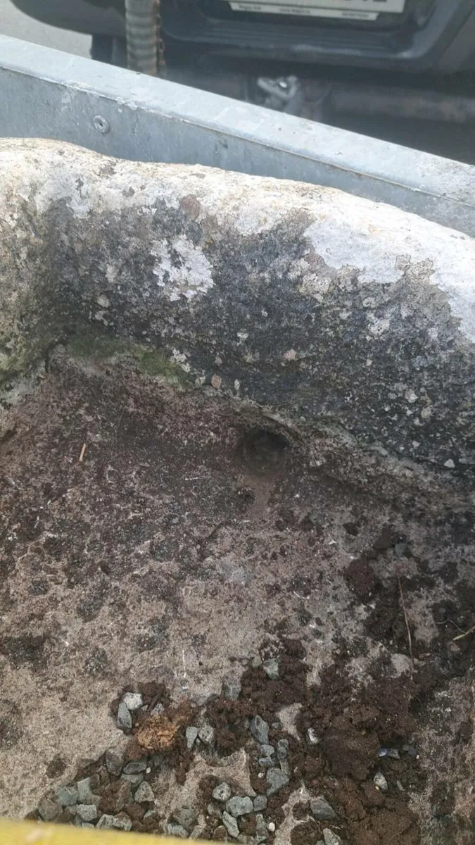 Old stone trough - Image 3