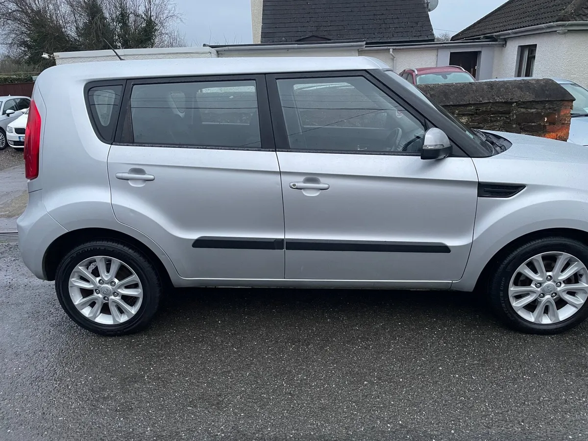 Automatic Kia Soul 1.6 Diesel 2012 - Image 3