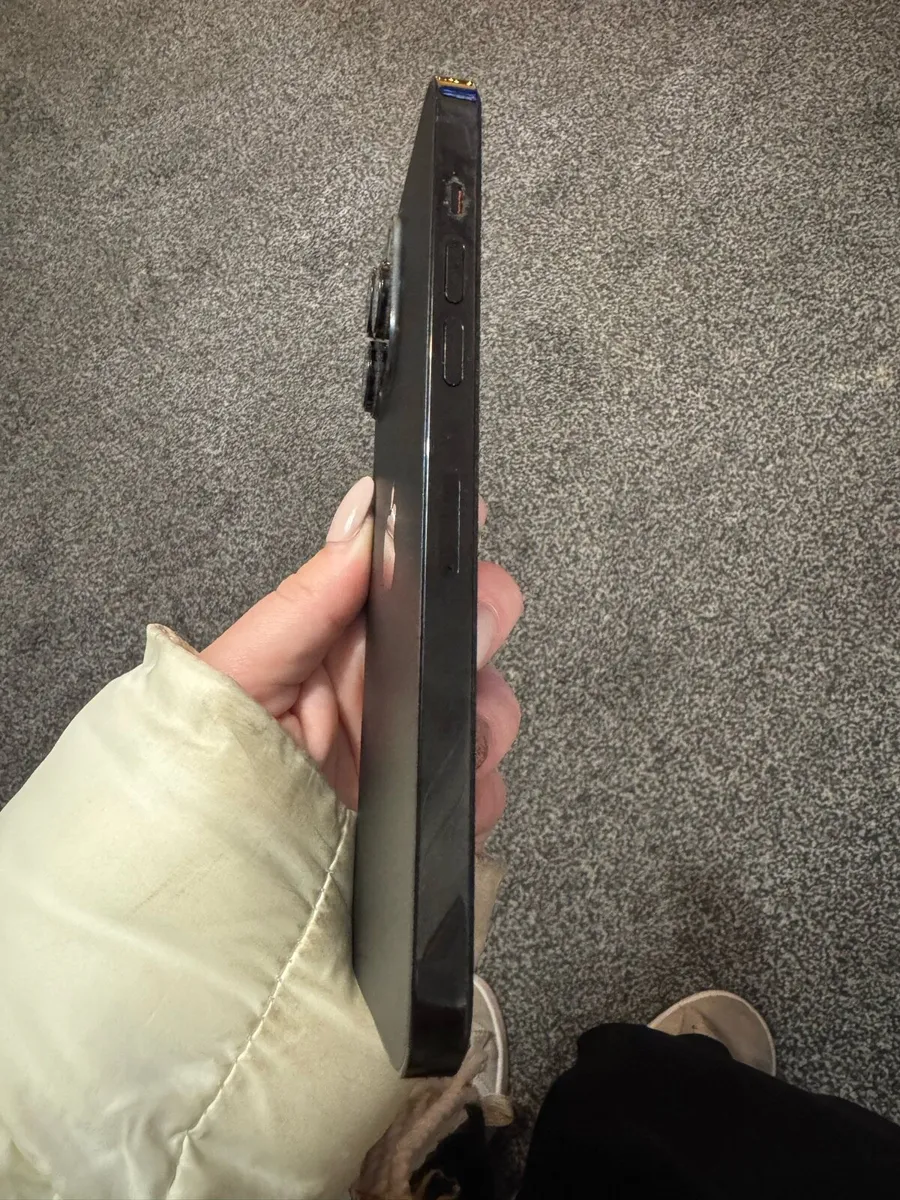 iPhone 14 Pro Max - Image 4