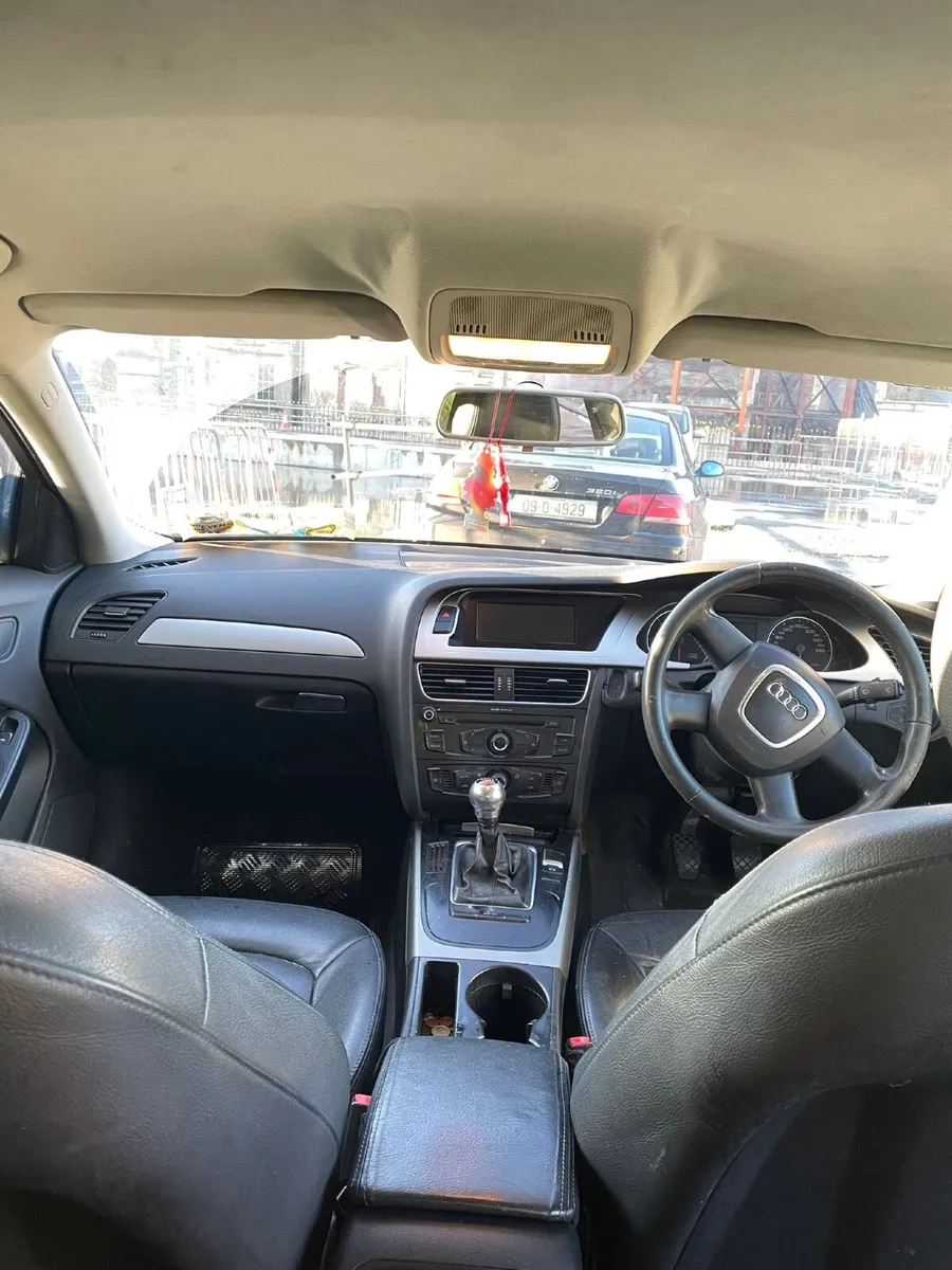 Audi A4 2008 - Image 2