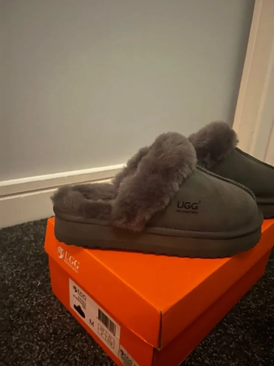 UGG slippers - Image 1