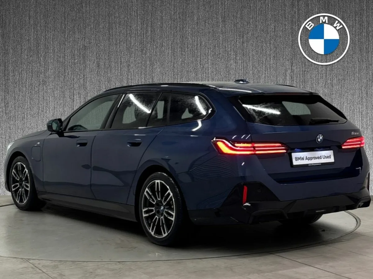 BMW 5-Series 530e Touring M Sport PHEV - Image 3