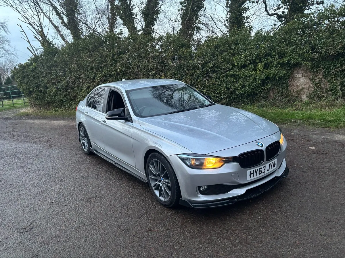 BMW 320d se kitted €3500 px  (2013) - Image 1