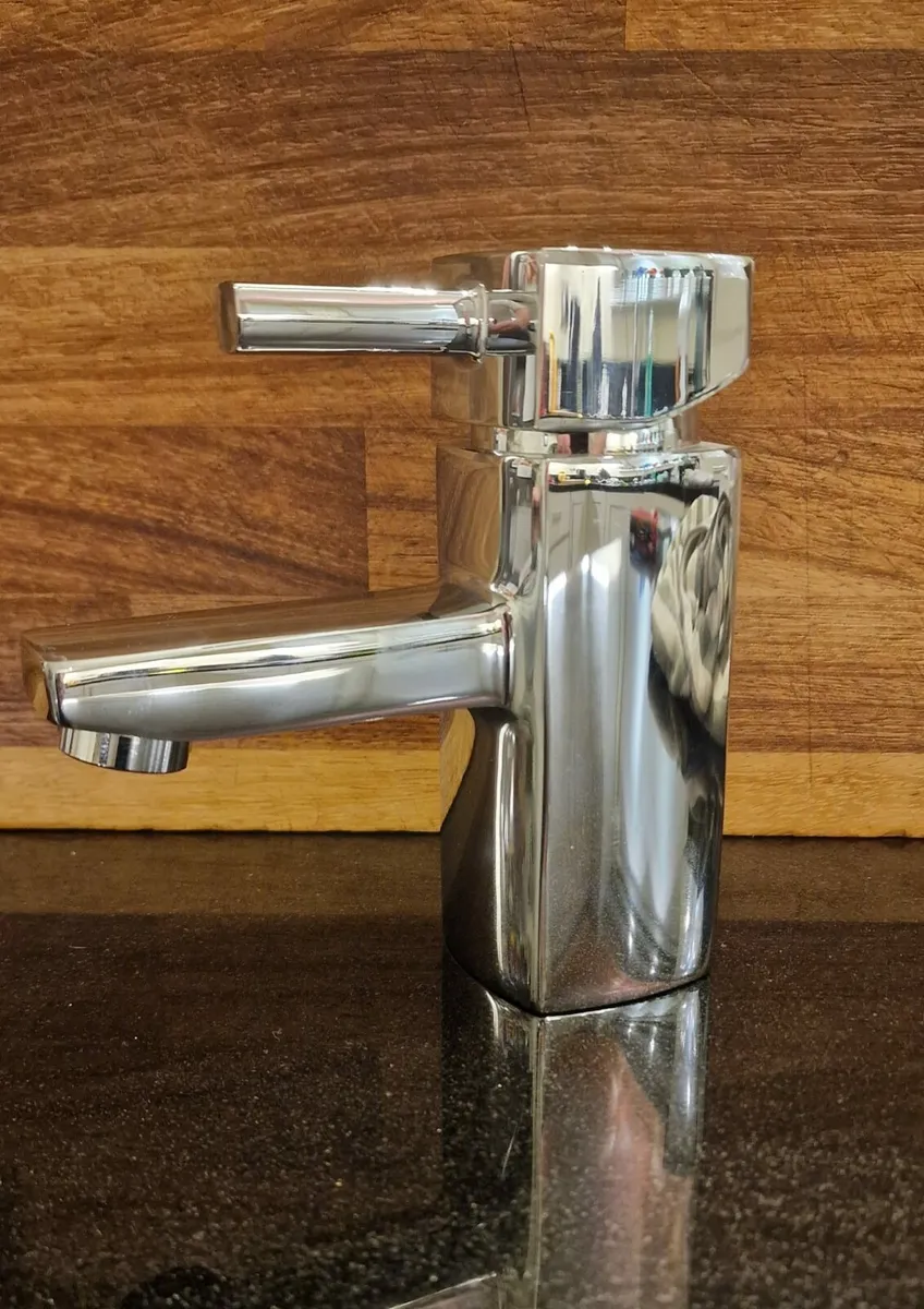 Quartz Basin Mixer Chrome - Image 1