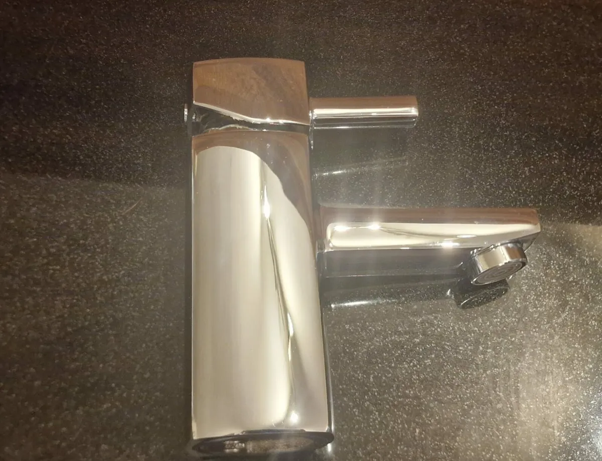 Quartz Basin Mixer Chrome - Image 2