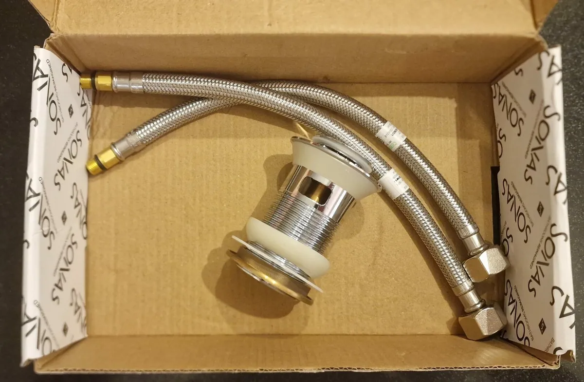 Quartz Basin Mixer Chrome - Image 4