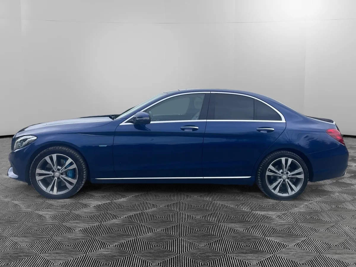 Mercedes-Benz C-Class 2016 - Image 2