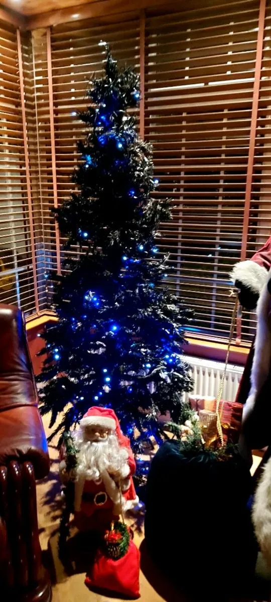 Black led Christmas Tree - Image 1