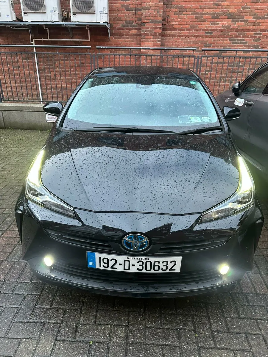 TOYOTA PRIUS 2019 - Image 1